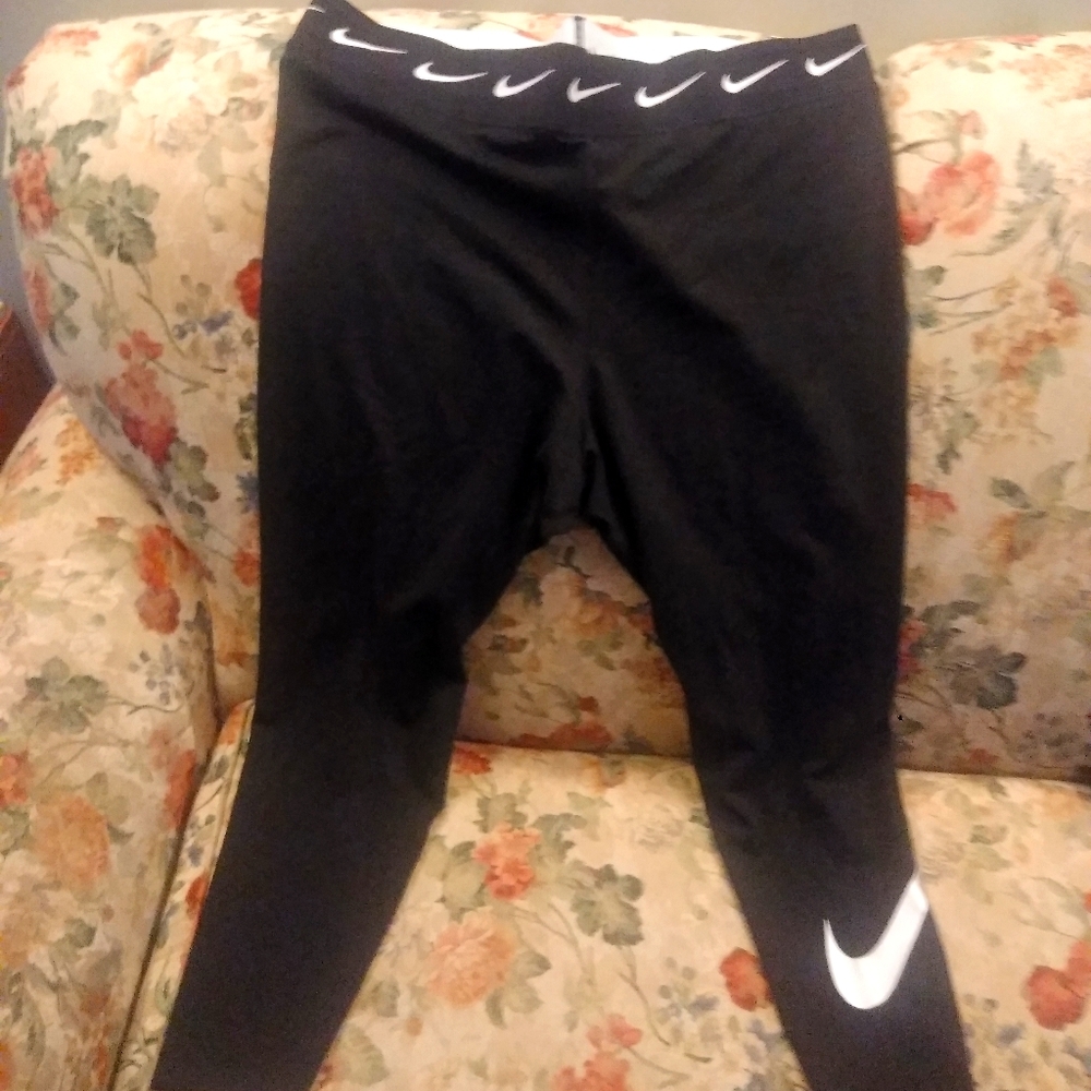 Nike leggings